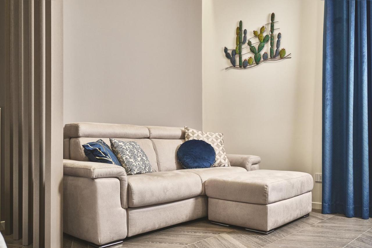 Miche Luxury Home - Appartamento Vista Mare A Trani Buitenkant foto
